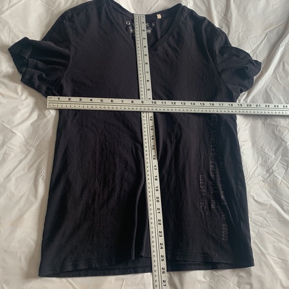Guess &  Banana Republic black T-shirt’s men’s size medium - Picture 12 of 14